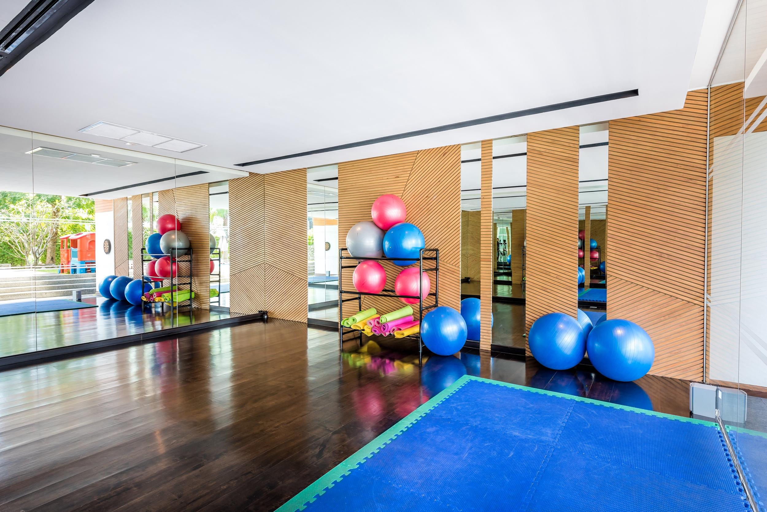 Wyndham Sea Pearl Resort, Phuket Patong Exterior foto The Fitness Centre