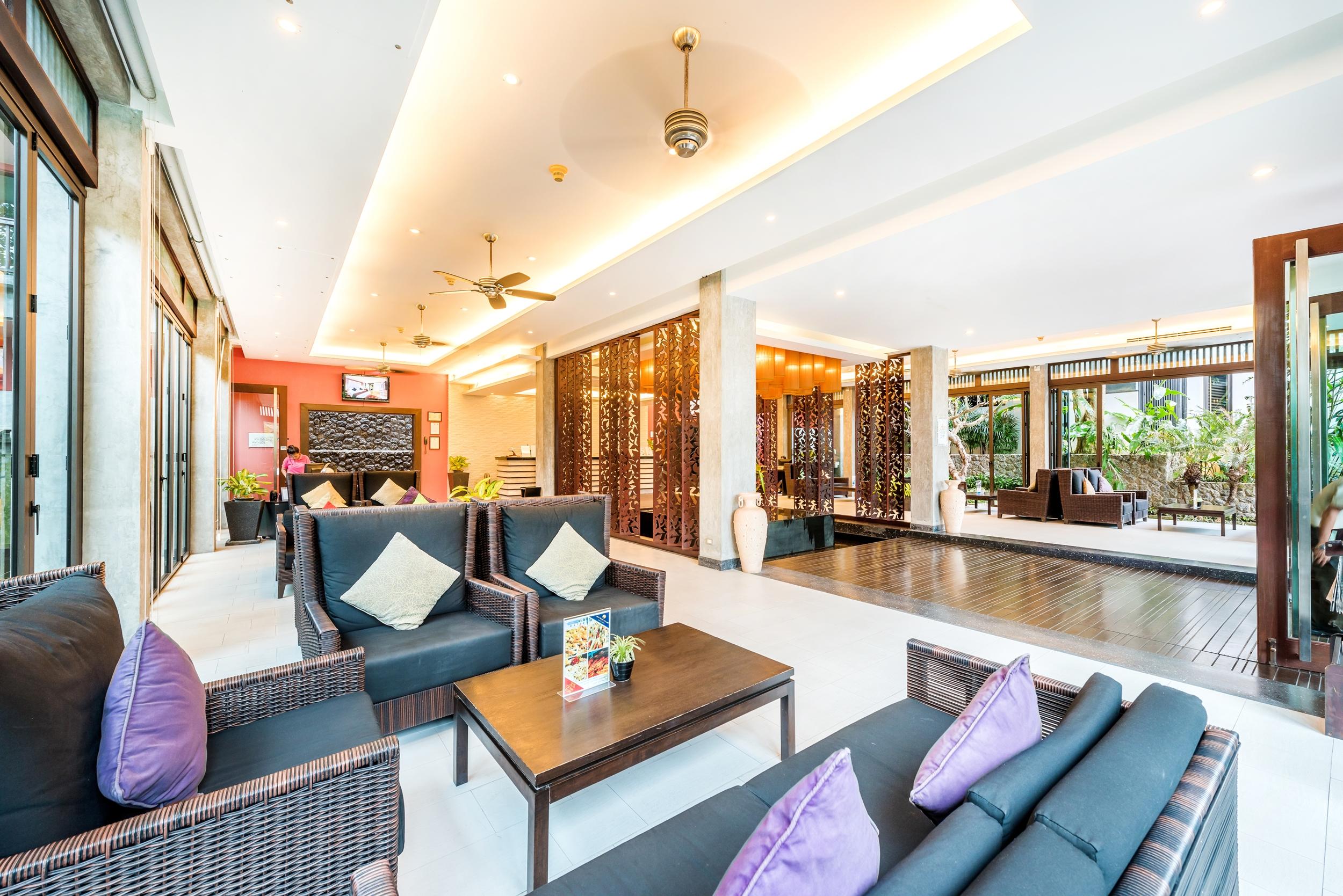 Wyndham Sea Pearl Resort, Phuket Patong Exterior foto Lobby